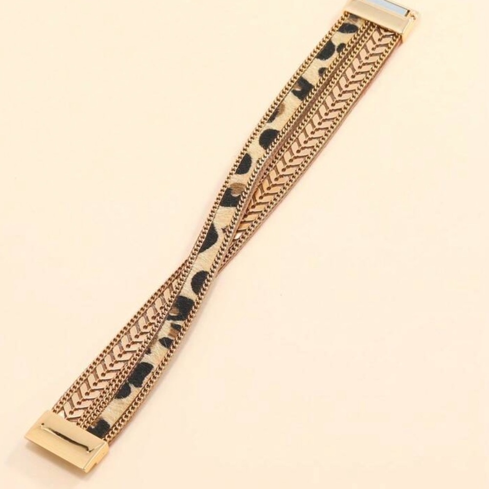 New Leopard Print Gold Bracelet - Picture 5 of 5